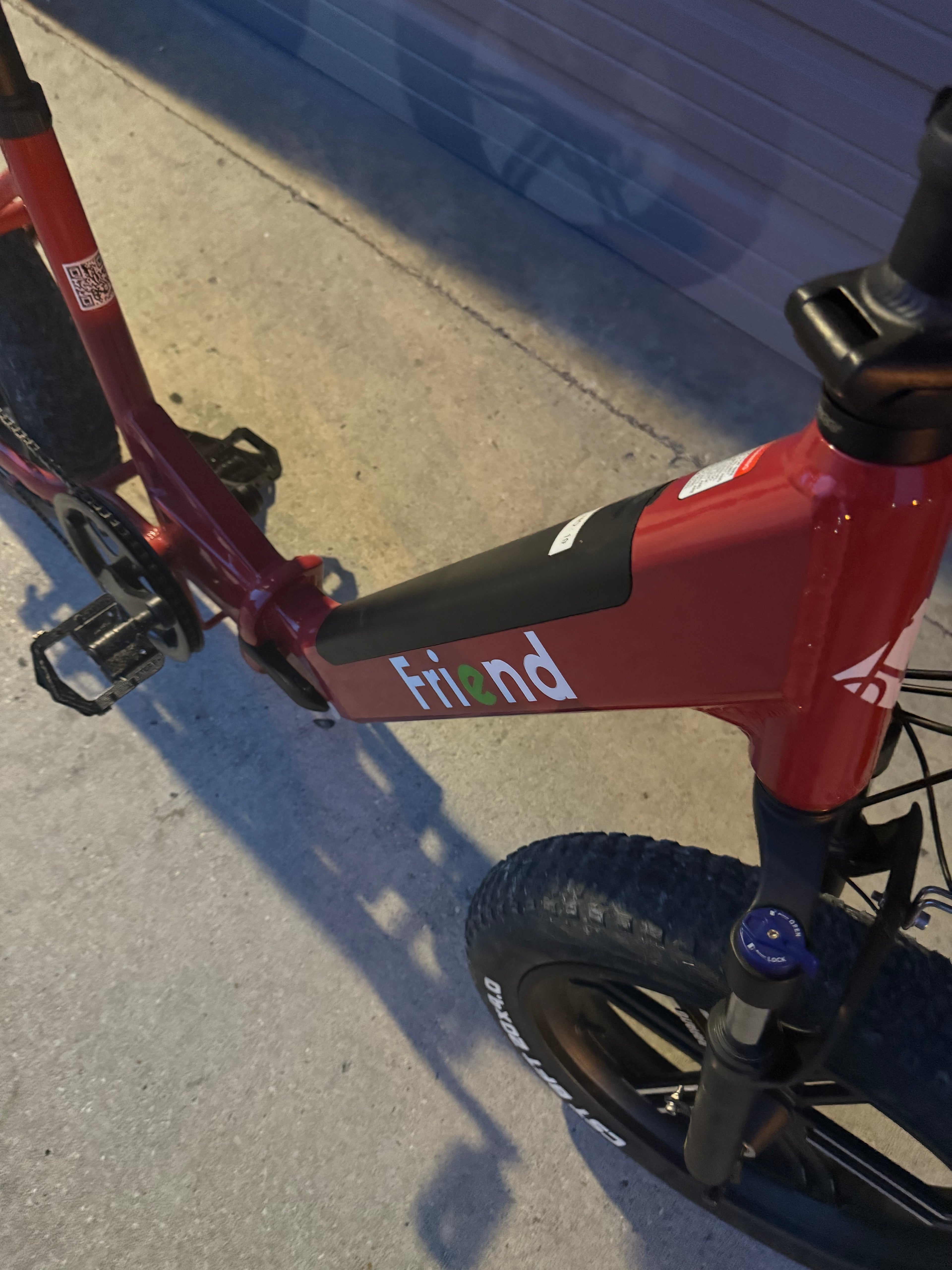 Friend Folding E-Bike